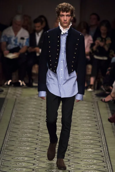 Look 81